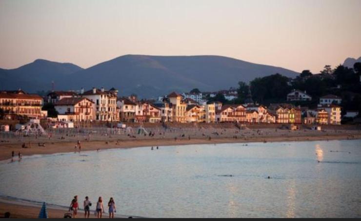 2 Pieces A 300M De La Grande Plage - 2 A 5 Couchages Saint-Jean-de-Luz Εξωτερικό φωτογραφία